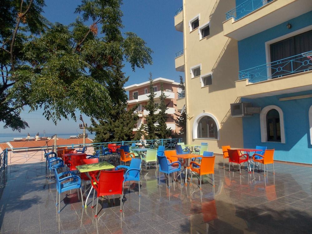 Blue Residence Sarandë Eksteriør bilde